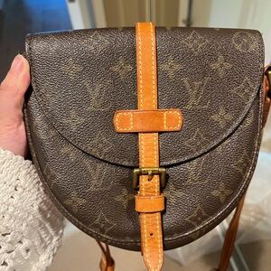 LOUIS VUITTON CHANTILLY PM CROSSBODY SHOULDER BAG MONOGRAM